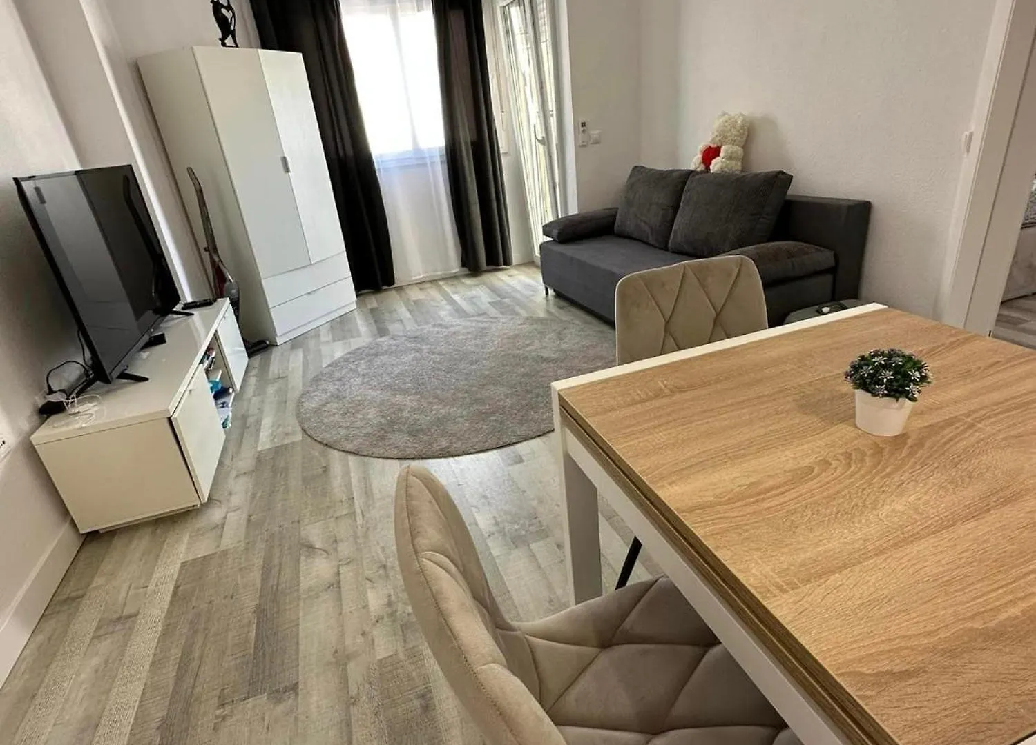 Guest house Dom Goscinny 8,3-41 Poznan